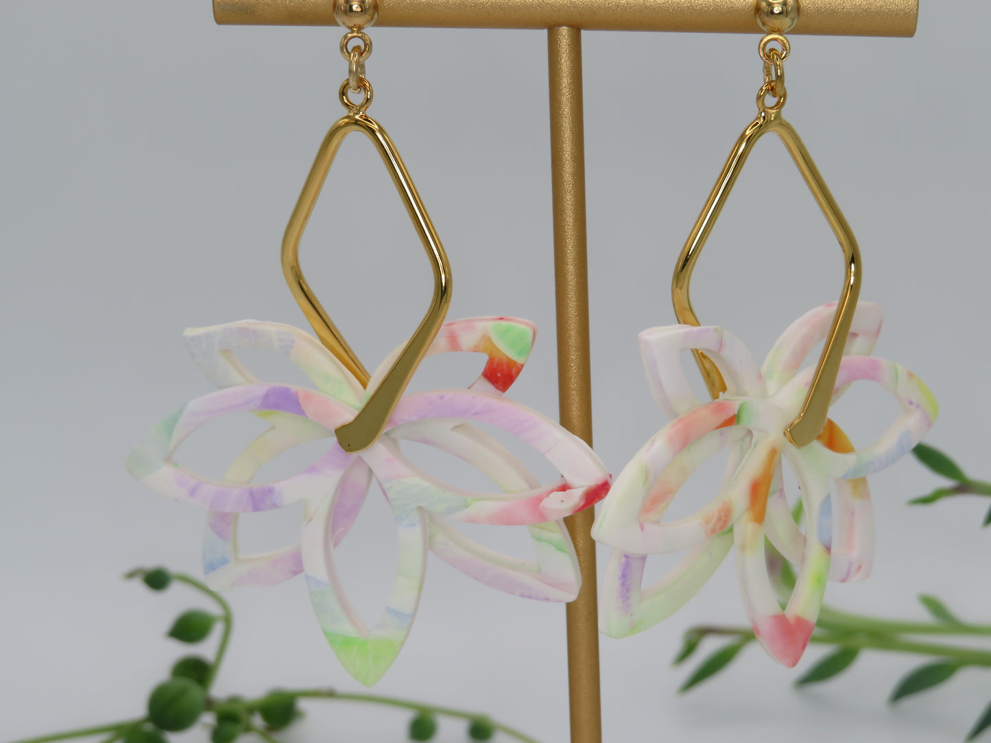Double flower dangle earrings